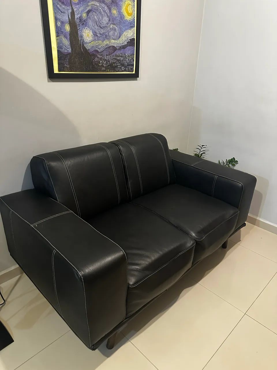 Sofá couro 65566184523651122