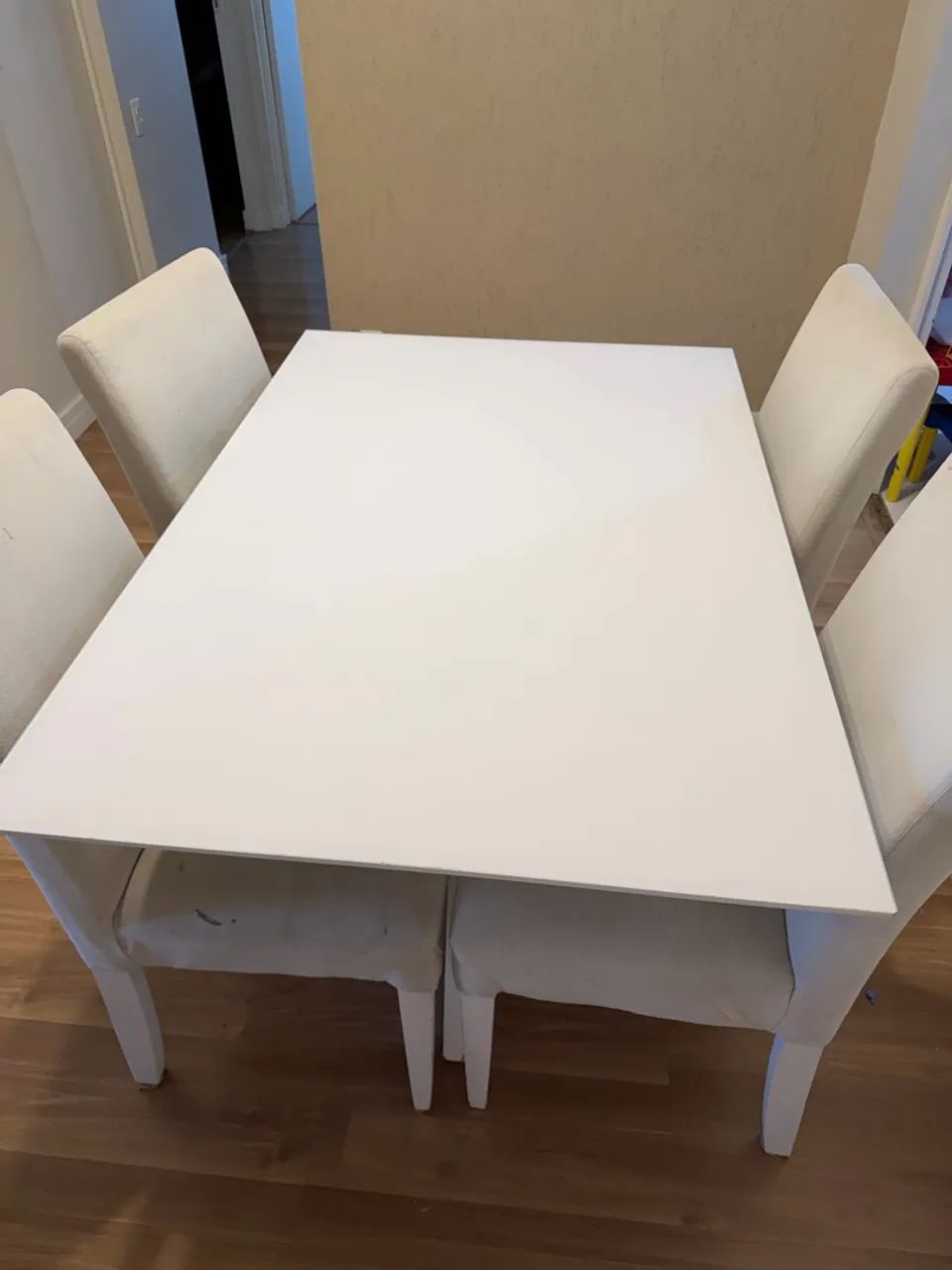 Conjunto mesa com 4 cadeiras - Foto 2
