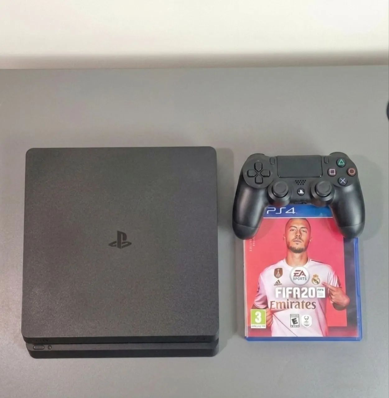 Ps4 slim - 1Tb - Foto 2