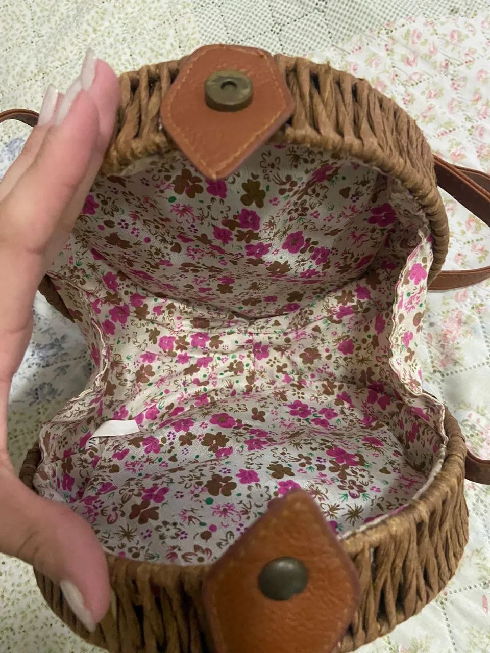 BOLSINHA EM FORMATO DE CÍRCULO  - Foto 4