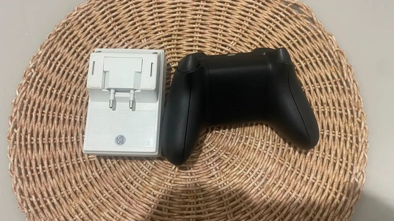 Controle Sem Fio Xbox (Xbox Wireless Controller) - Foto 3