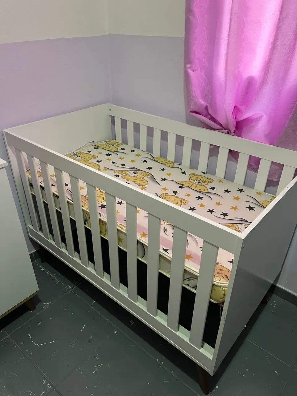 Berço que vira cama também 