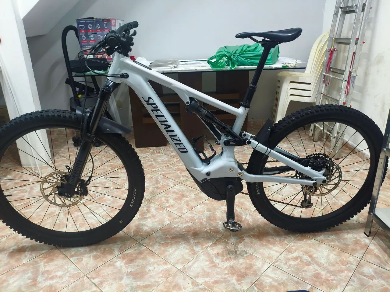 Specialized turbo levo Alloy G3 2023