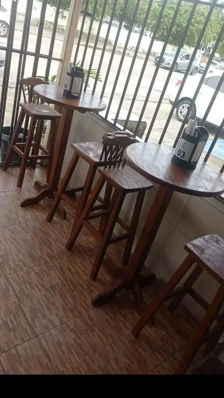Vendo mesas e cadeiras - Foto 2