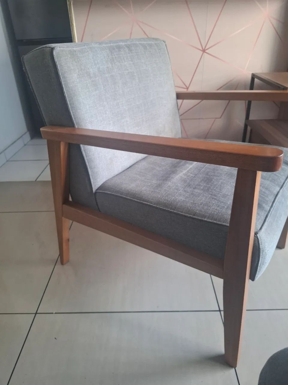 Poltrona para sala de estar. - Foto 3