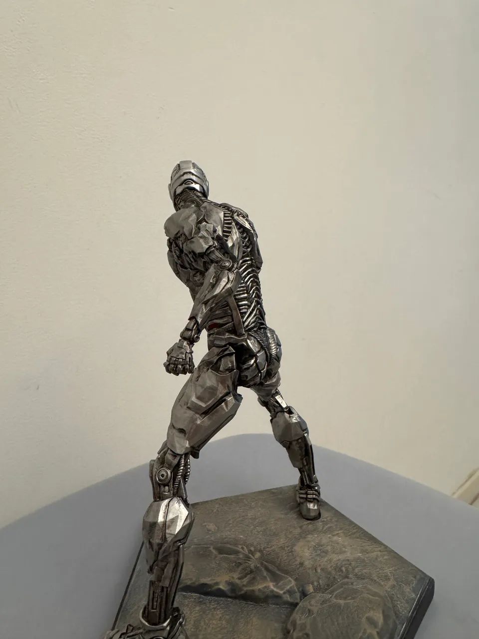 Cyborg liga da justiça iron studios  - Foto 2