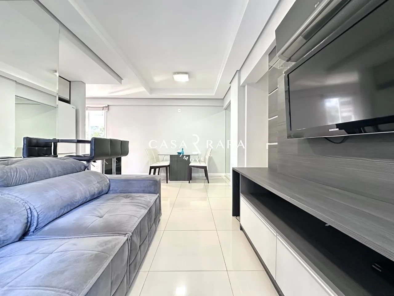Apartamento 2 dormitórios (1 suíte) e 2 vagas - Agronômica
