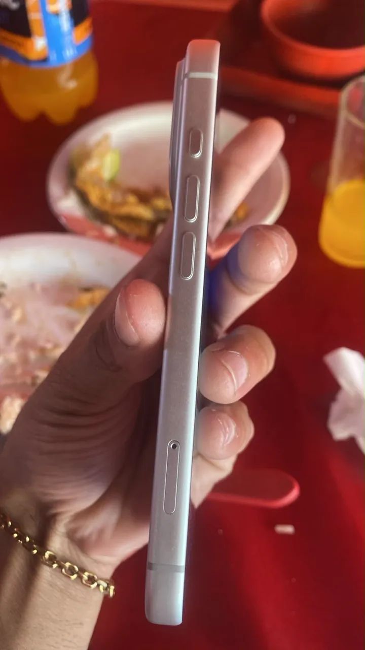 iPhone 17 pro silver  - Foto 3
