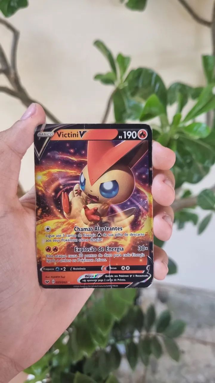 Carta Pokémon VICTINI V - ORIGINAL 