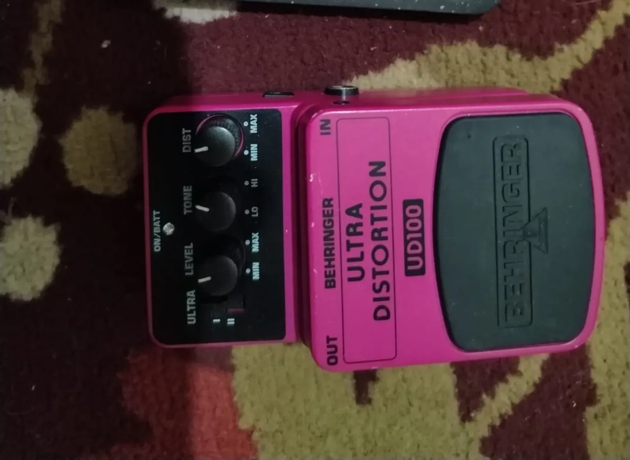 Boss DD-3 Digital Delay | Clássico Profissional de Alta Precisão