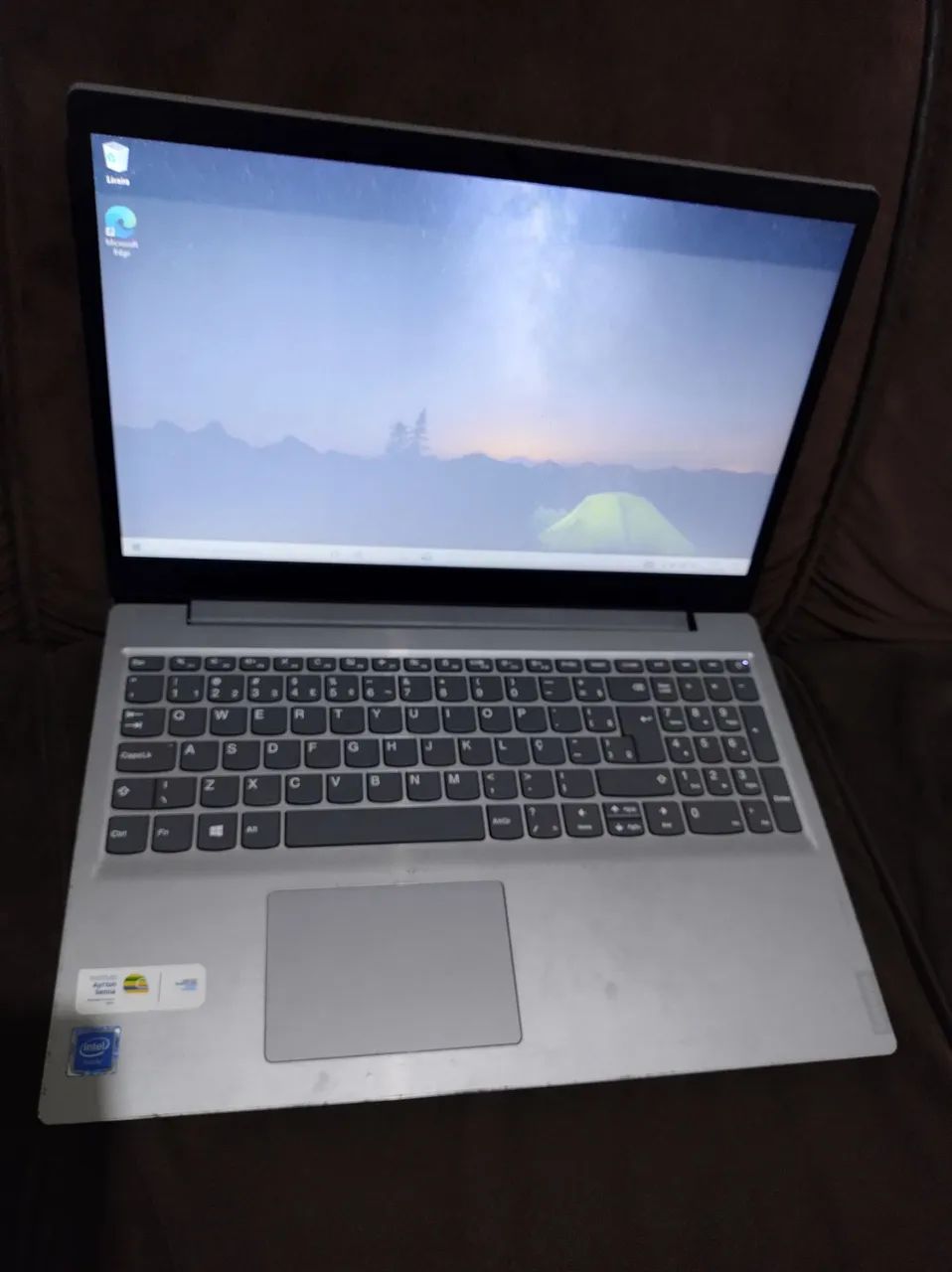 Notebook Lenovo tela vazada  funcionando perfeitamente 