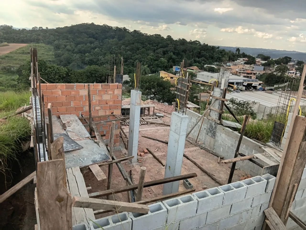 Serviço  de acabamento em porcelanato - Foto 5