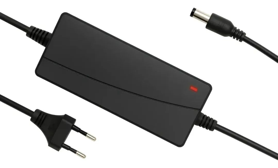 Fonte 12v 5a  Amperes Bivolt Plug P4 - Foto 2
