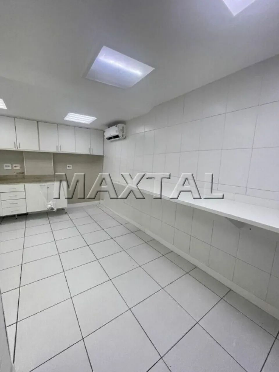 Prédio comercial para locação, de 970m², com 23 salas, 25 vagas e 9 banheiros, em Santana. - Foto 3