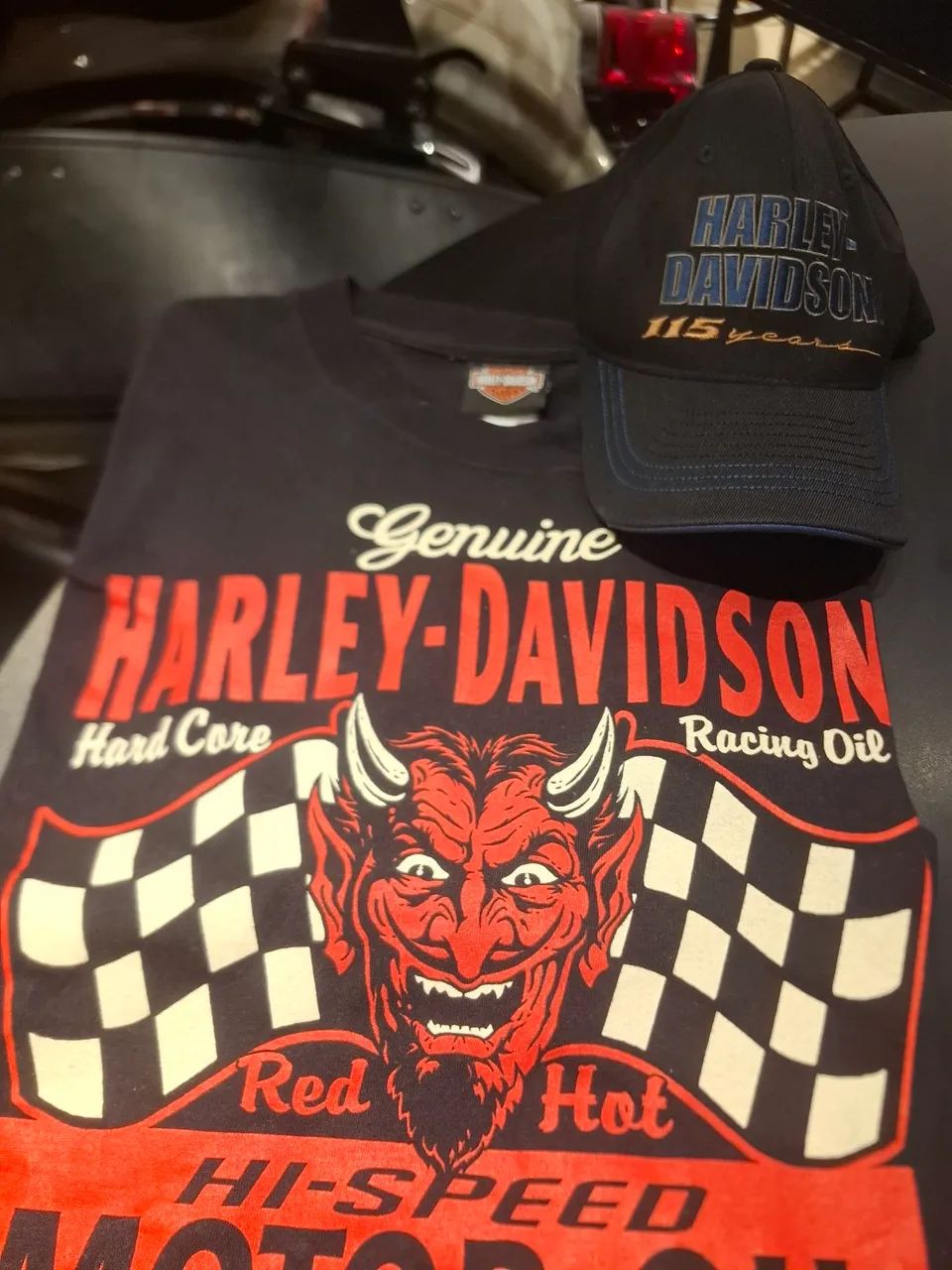 BLUSA E BONÉ HARLEY DAVIDSON