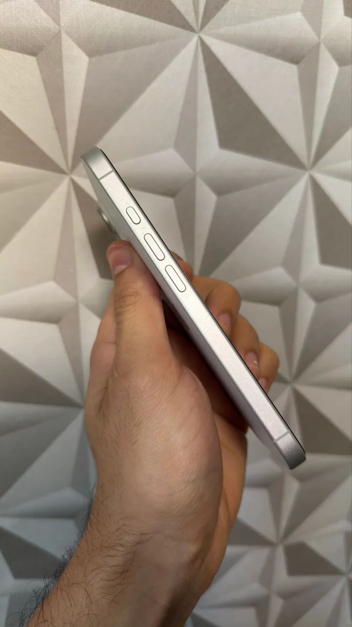 iPhone 16 128GB | Branco 90% - Foto 2