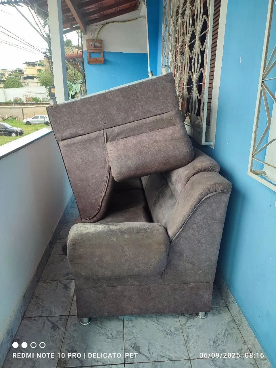 Sofá Retro com dois e três lugares 