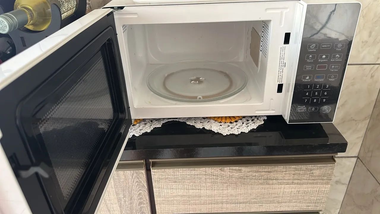 Microondas Philco 20LTS Espelhado - Foto 2