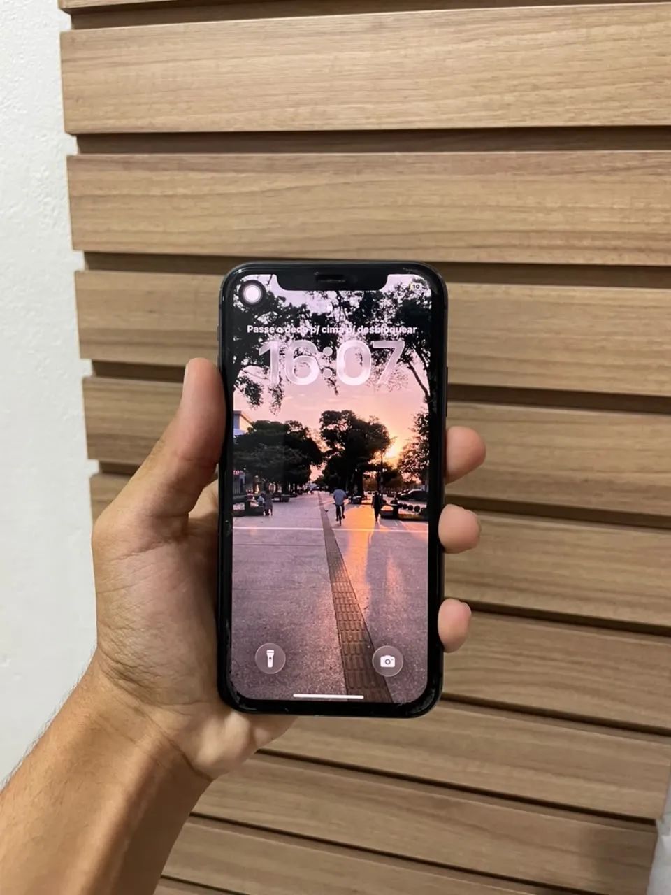IPHONE 11 PRETO - Foto 4