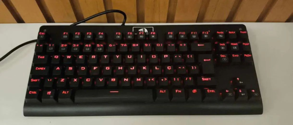 TECLADO REDRAGON DARK AVENGER SWICH BLUE  - Foto 2