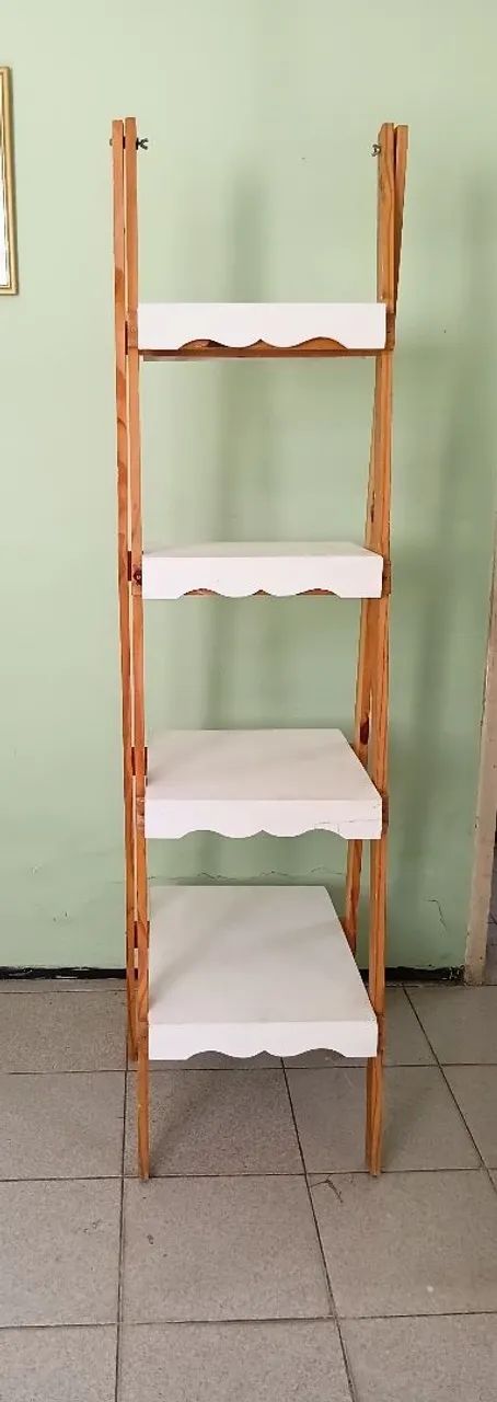ESTANTE ESTILO ESCADA DE 1,80cm - Foto 3