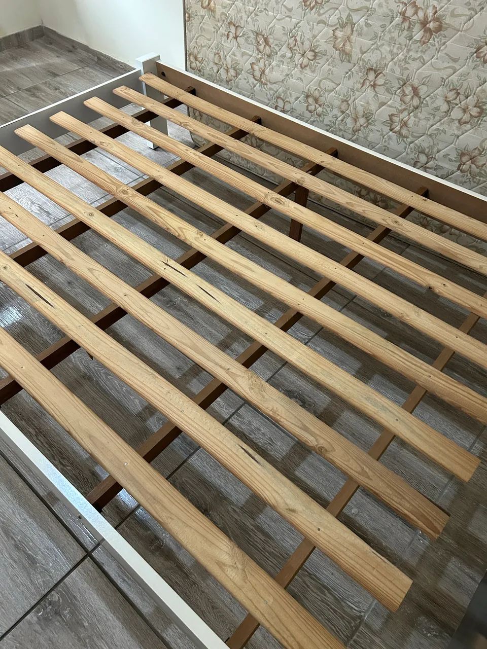 cama de casal com colchão - Foto 4