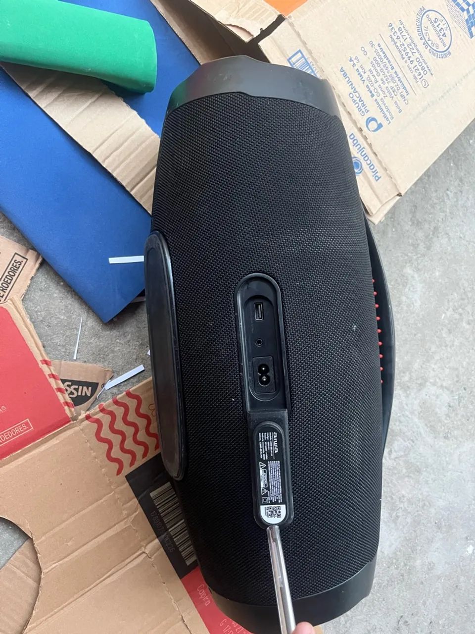 VENDE - SE CAIXA AIWA 