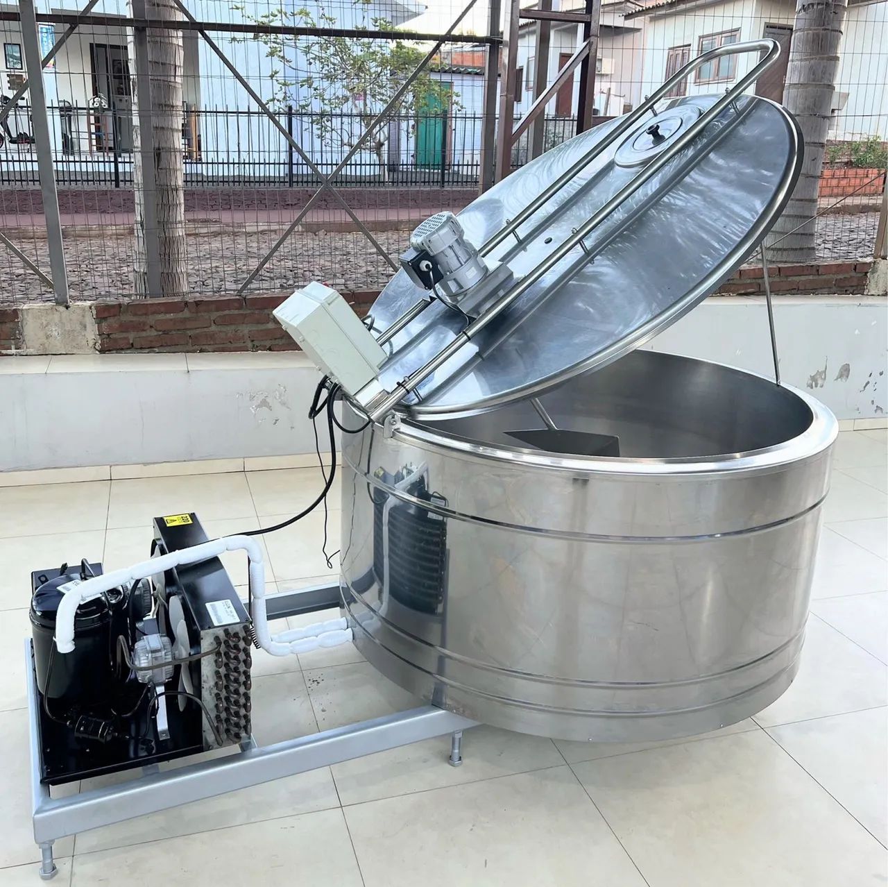 Tanque de Leite 500 L Tina Misturador Gelar Açaí Sorvetes 500 Litros Caldas Polpas e Agua - Foto 5