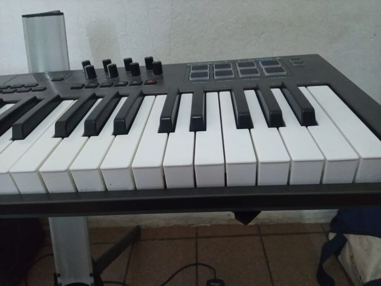 Controlador Profissional Nektar Impact Lx49+ Zerado - Instrumentos