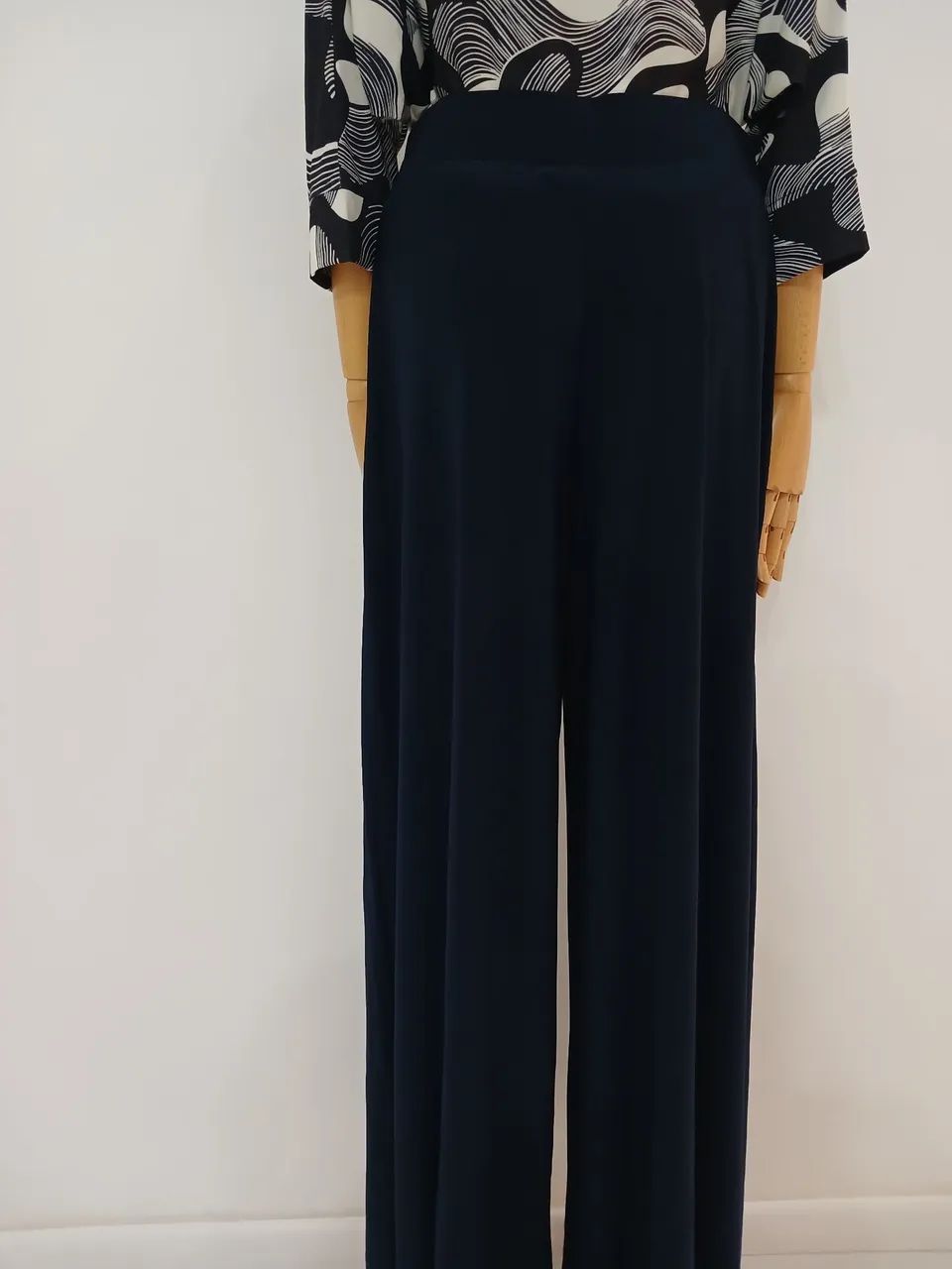 Calça Pantalona Liso - Foto 2