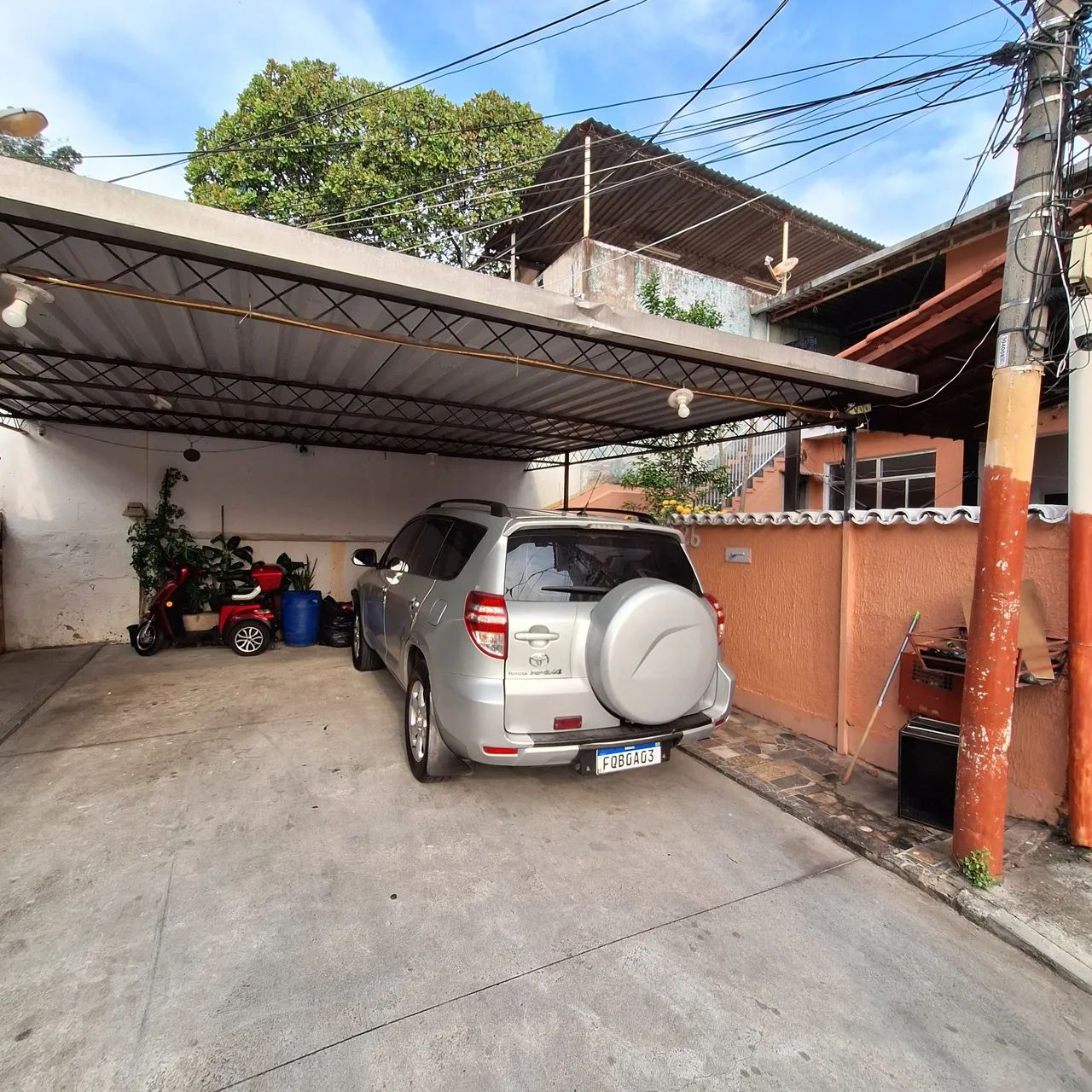 Vende se casa vila familiar 