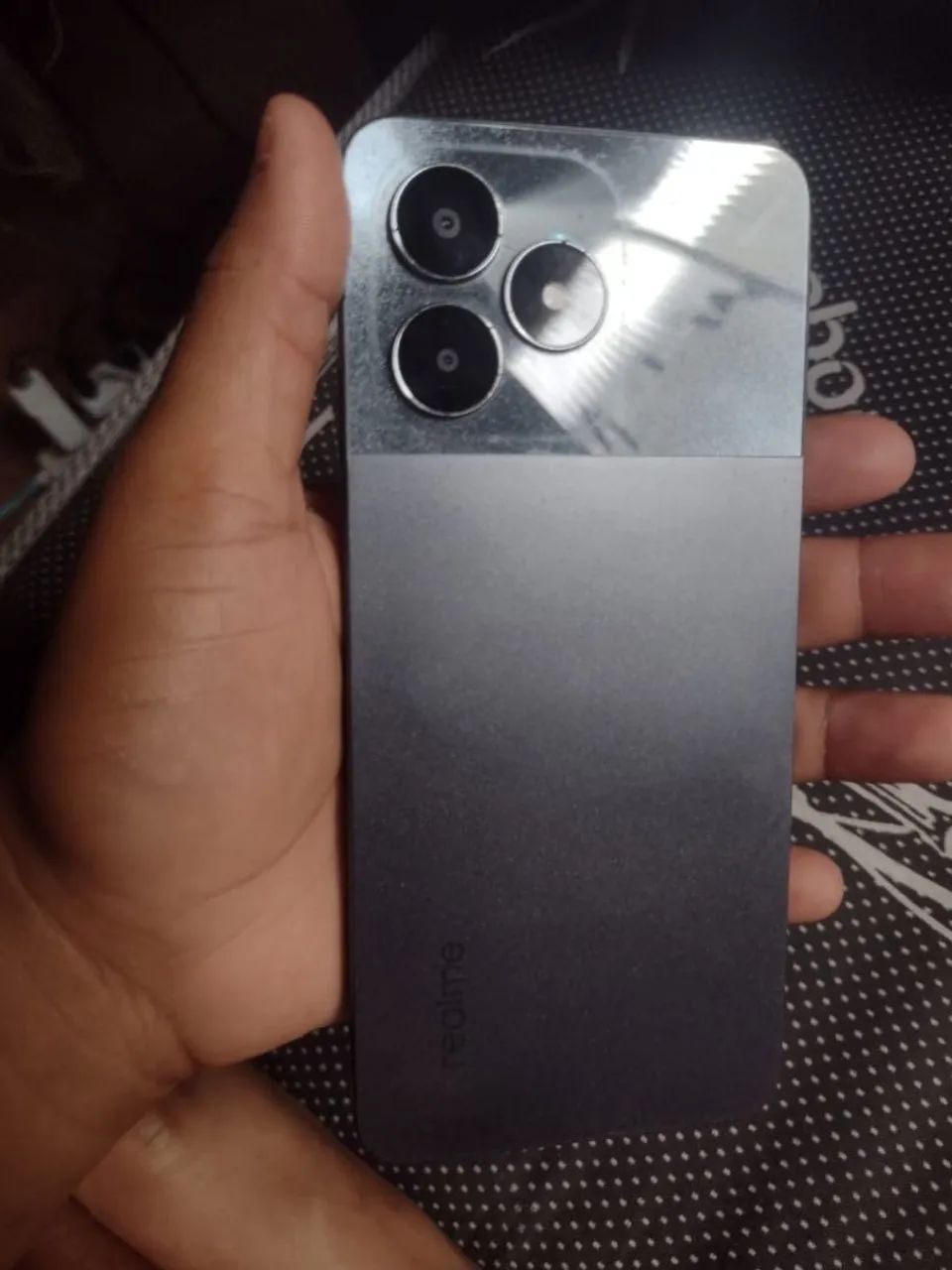 Vendo o celular Realme 51 em ótima qualidade.