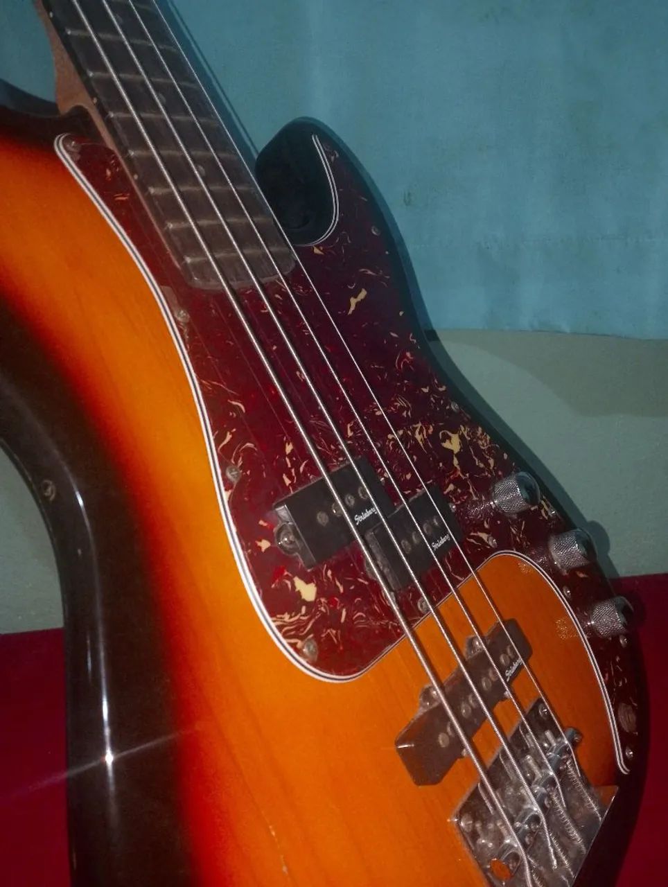 Baixo 4 cordas  - Foto 3
