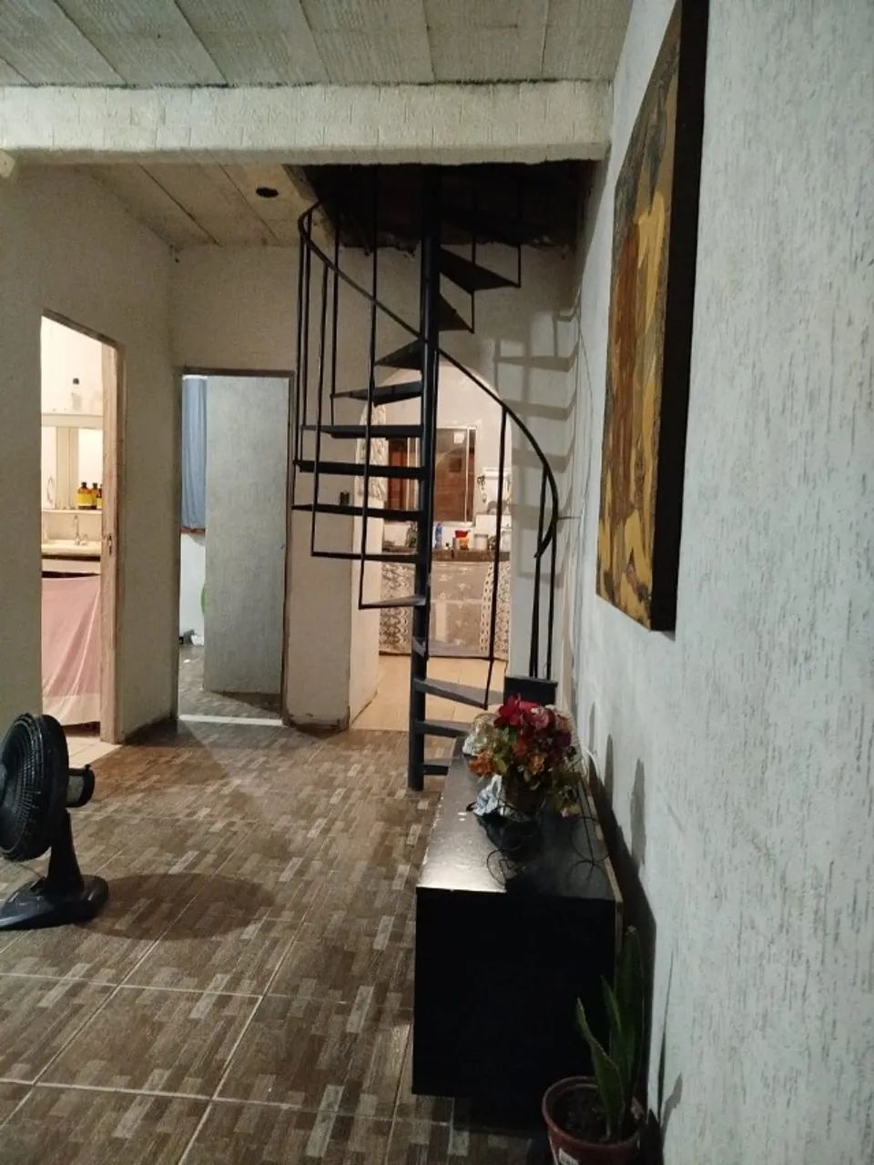 Vendo escada caracol 1.000  *