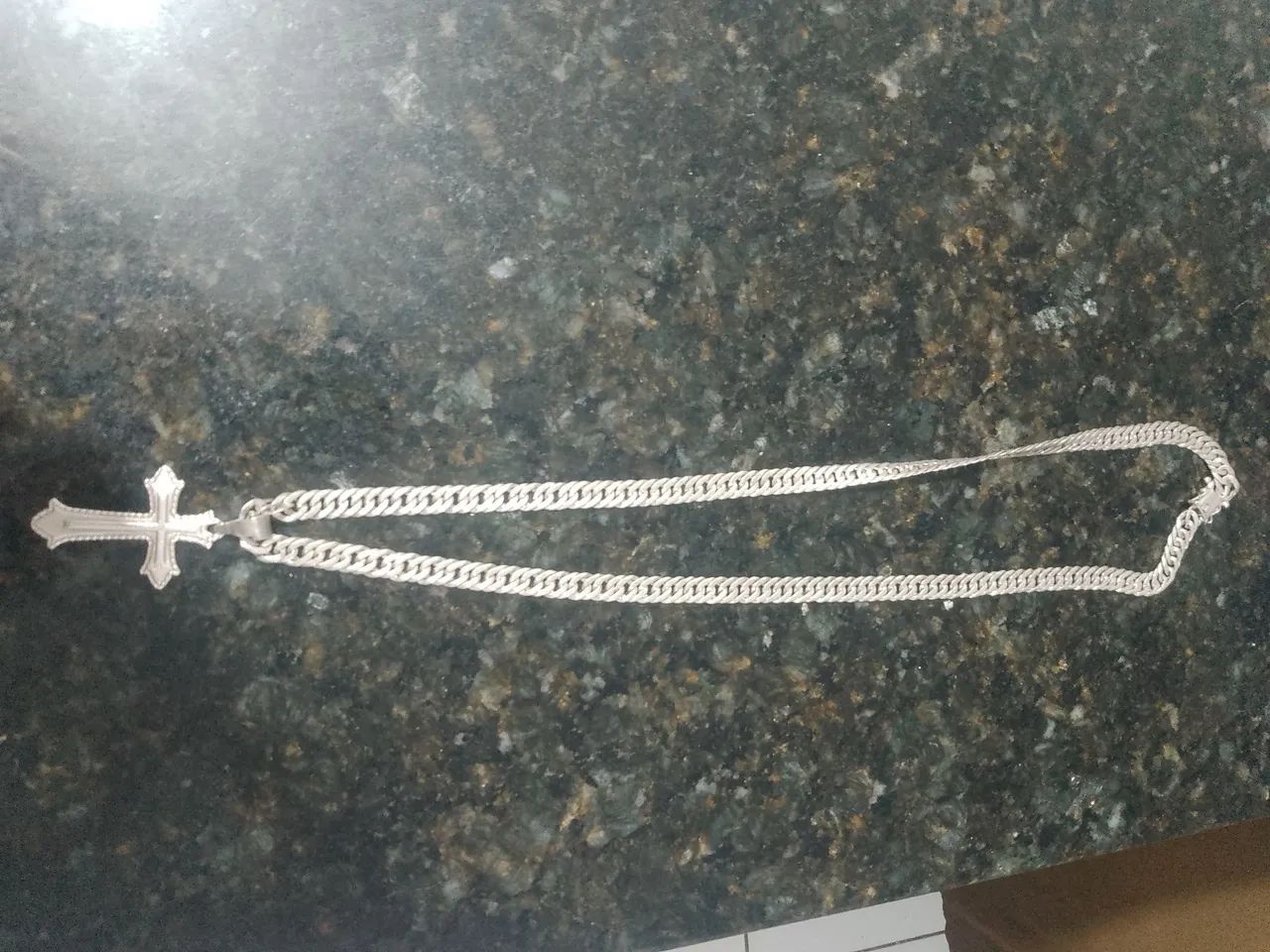 Vende se Prata com pingente e par de brincos  - Foto 3