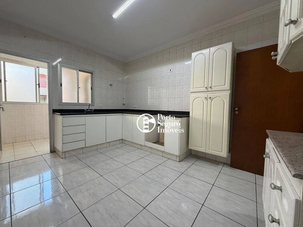 Apartamento com 3 dormitórios para alugar, 154 m² por R$ 3.181,00/mês - Cariobinha - Ameri - Foto 3