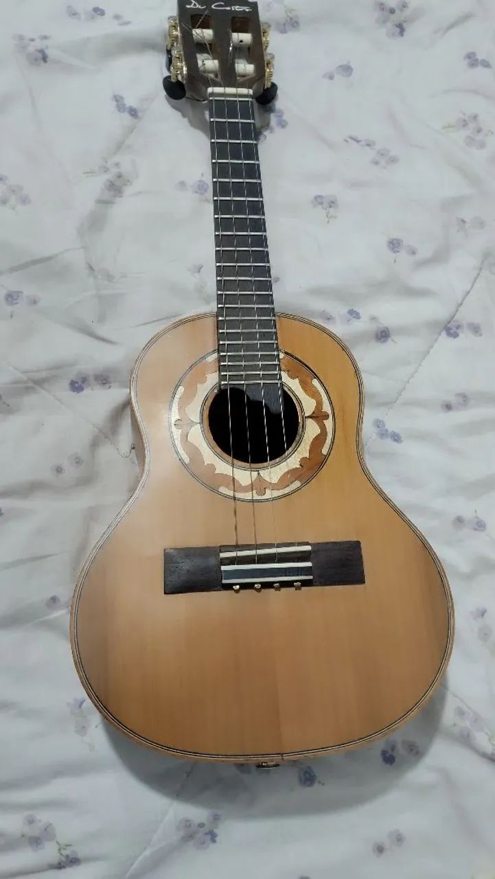 Cavaquinho de castro  Cedro canadense  - Foto 5
