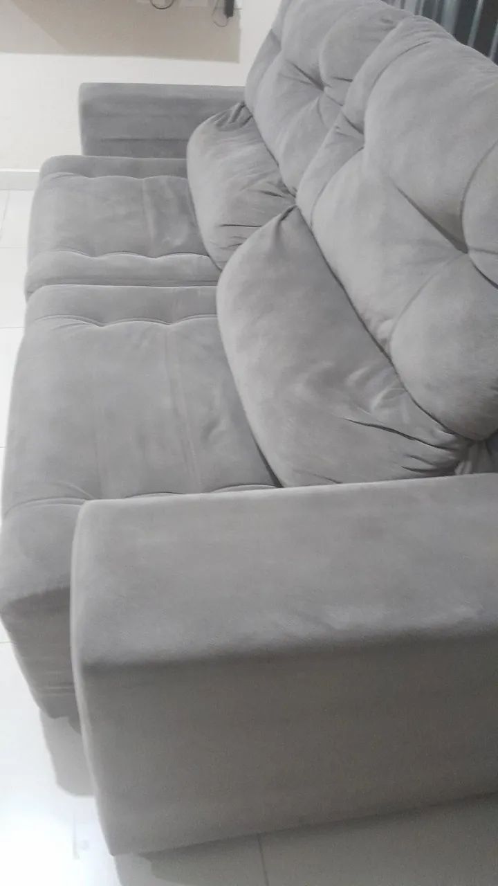 Vende-se sofá retratil 4 lugares 