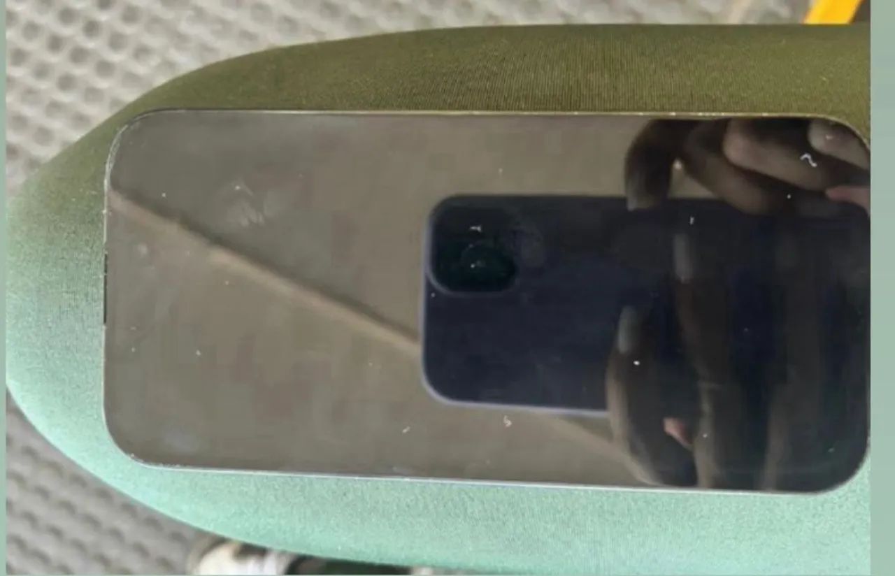 iPhone 15  - Foto 2