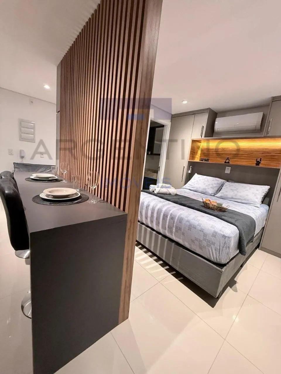FLAT LOCAÇÃO E VENDA - EDIFÍCIO CARMENERE 26 M² - MOBILIADO