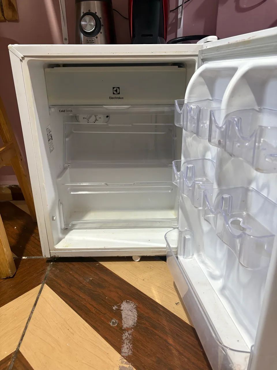 Frigobar Eletrolux 