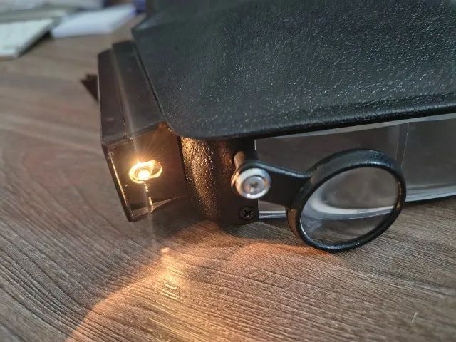 Lupa de Cabeça com Luzes Laterais - Foto 4