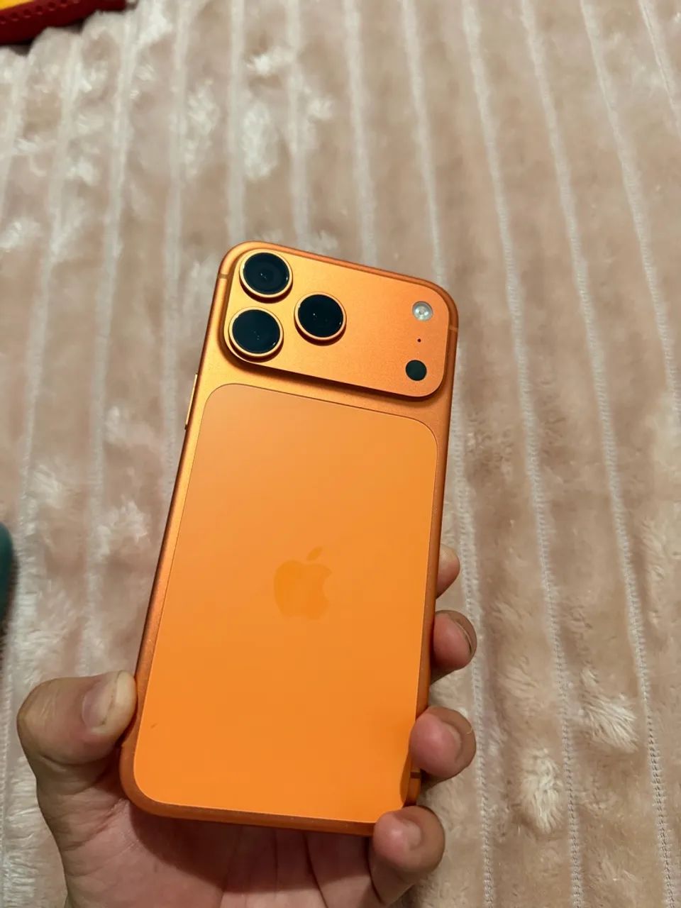 iPhone 17 pro max - Foto 2