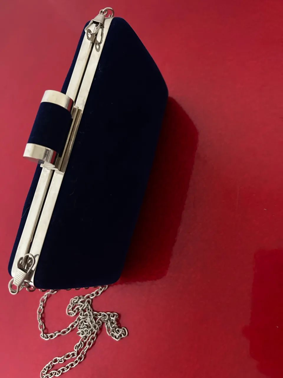 Bolsa clutch com acabamento em veludo  - Foto 3
