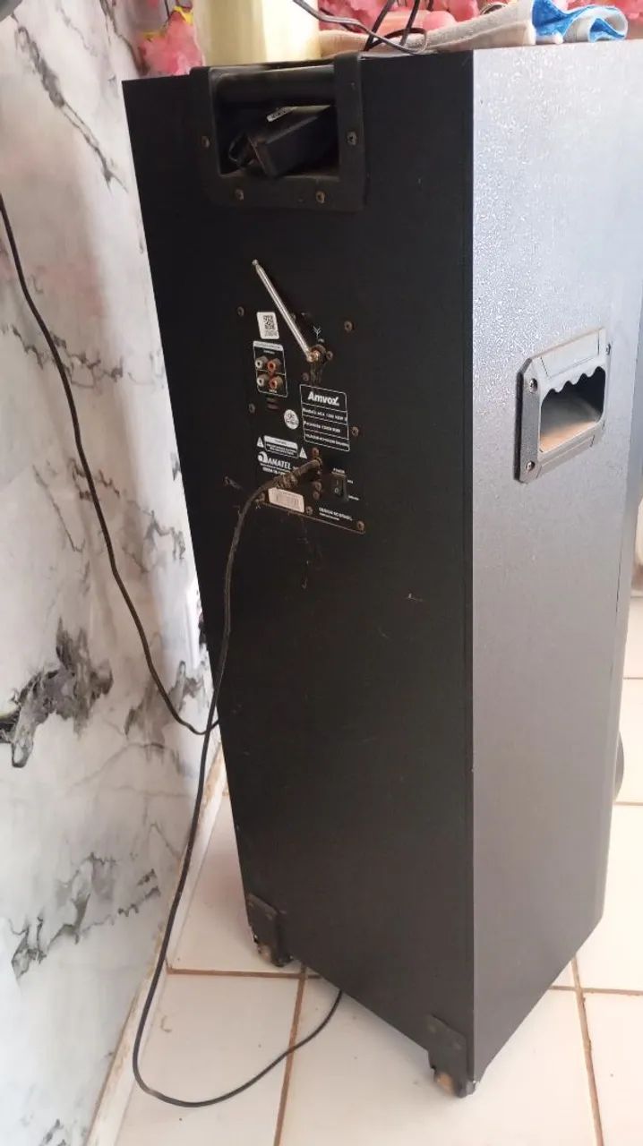 Caixa de som 1300w em perfeito estado - Foto 5
