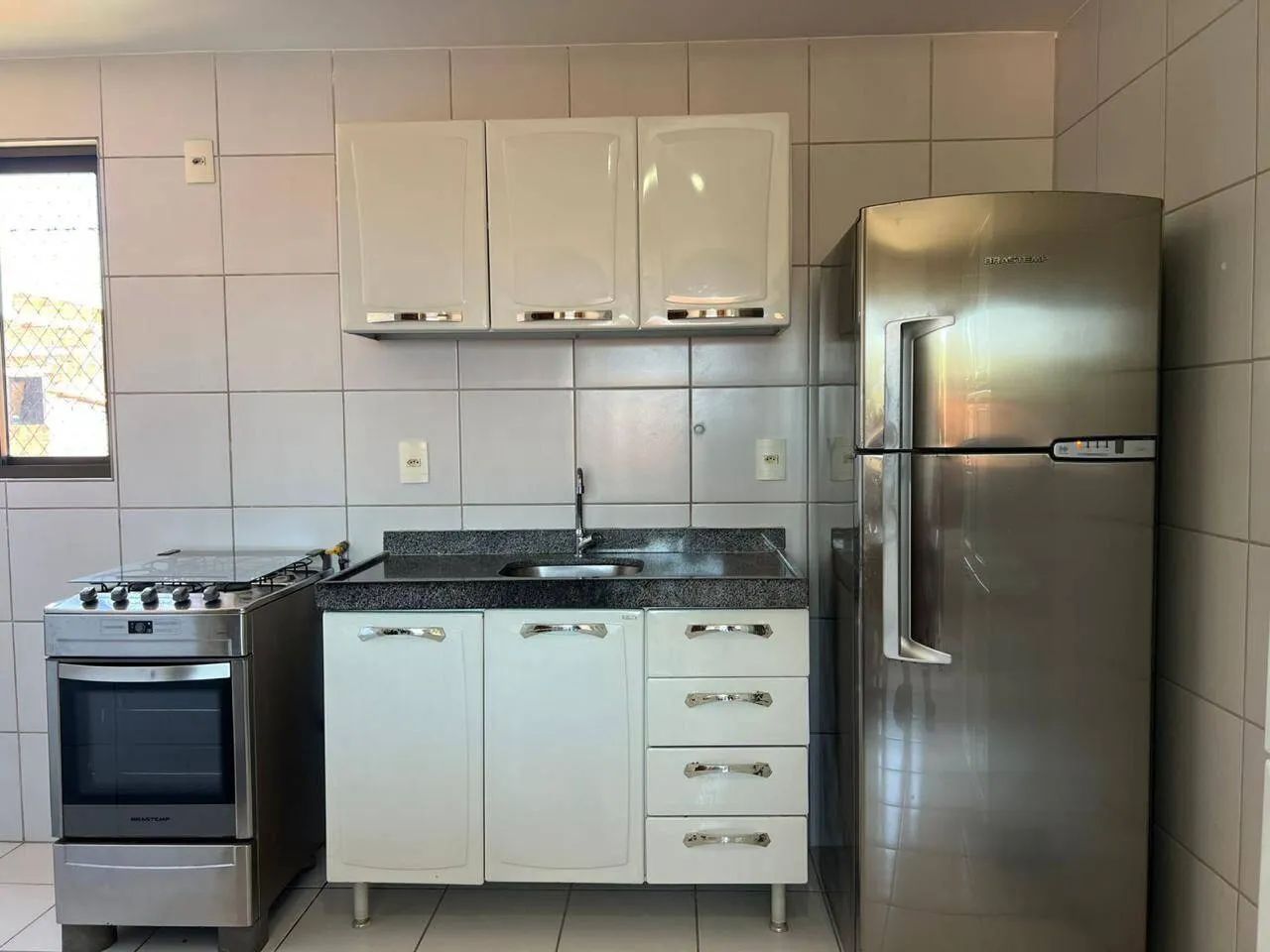 VENDO apartamento com 2 dormitórios - Praia do Francês - Foto 4