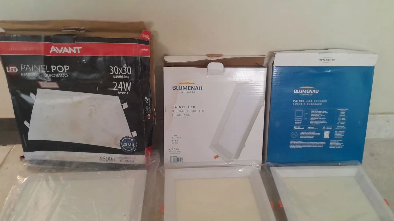 Vendo painéis de LED e Plafon de embutir