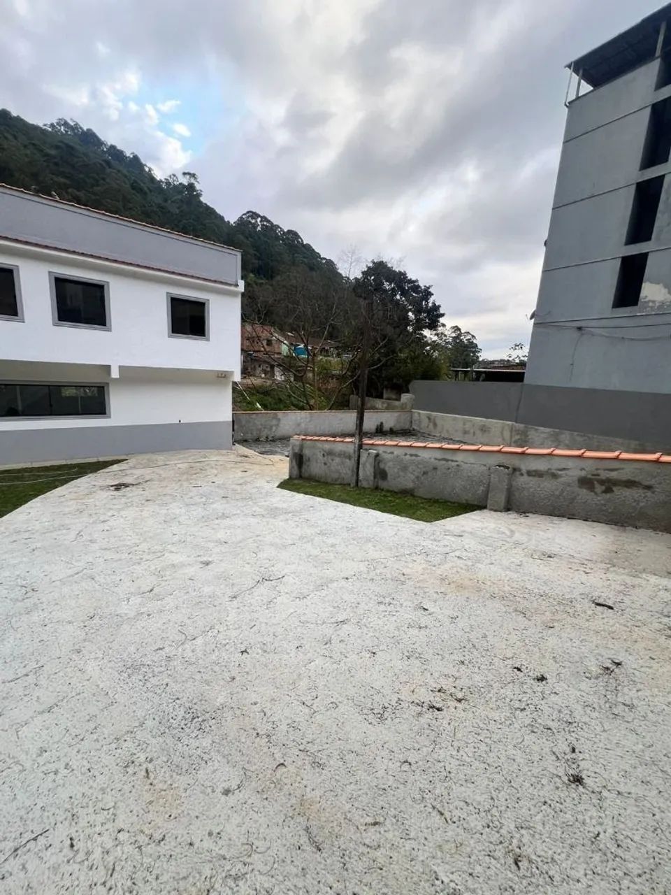 Prédio Comercial - Cônego - Nova Friburgo - Foto 2