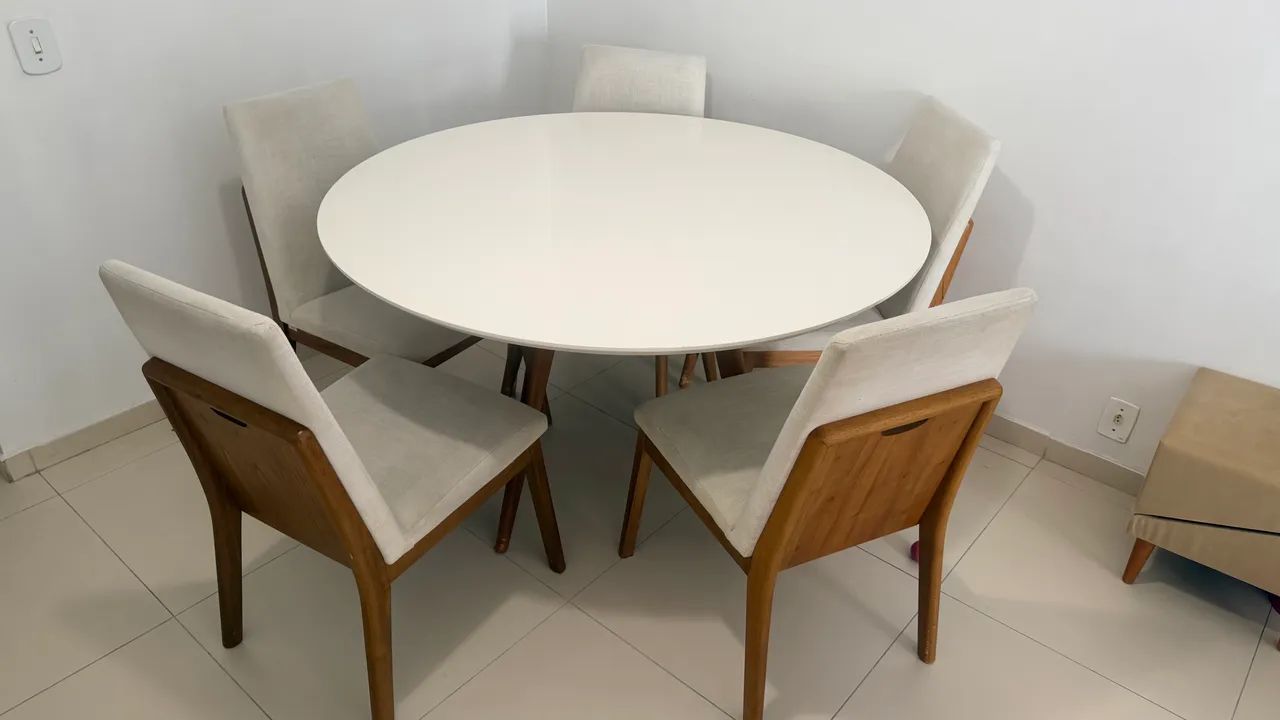Mesa com cadeiras abra casa  - Foto 5