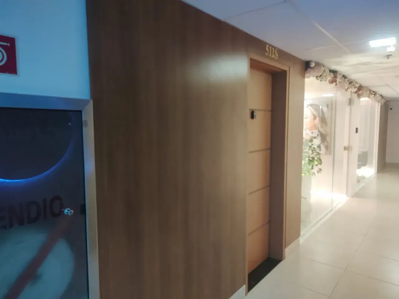 SALA COMERCIAL MOBILIADA - PARQUE OFFICE